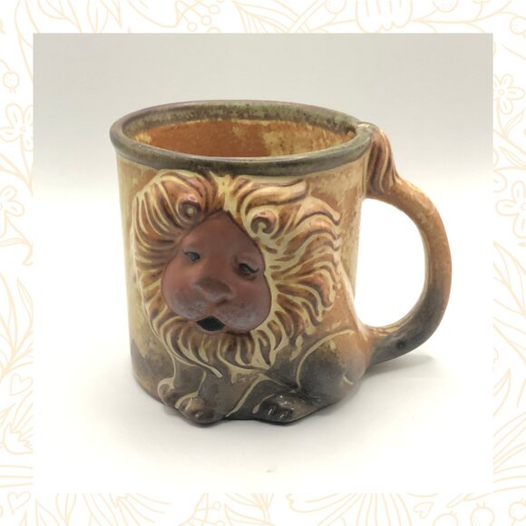 John Buck Lion Mug Collectable Studio Pottery Made in Japan - Picture 1 of 5